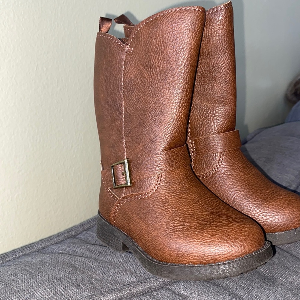 BABY BOOTS